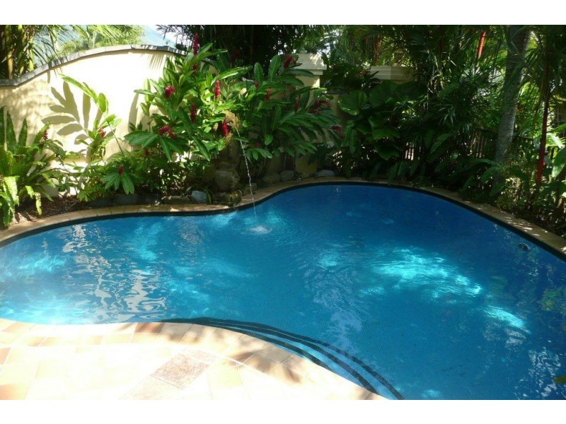 4/19 Colonel Cummings Drive, Palm Cove QLD 4879