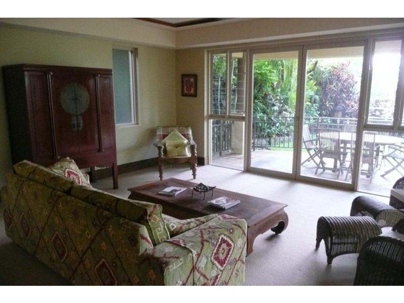 4/19 Colonel Cummings Drive, Palm Cove QLD 4879