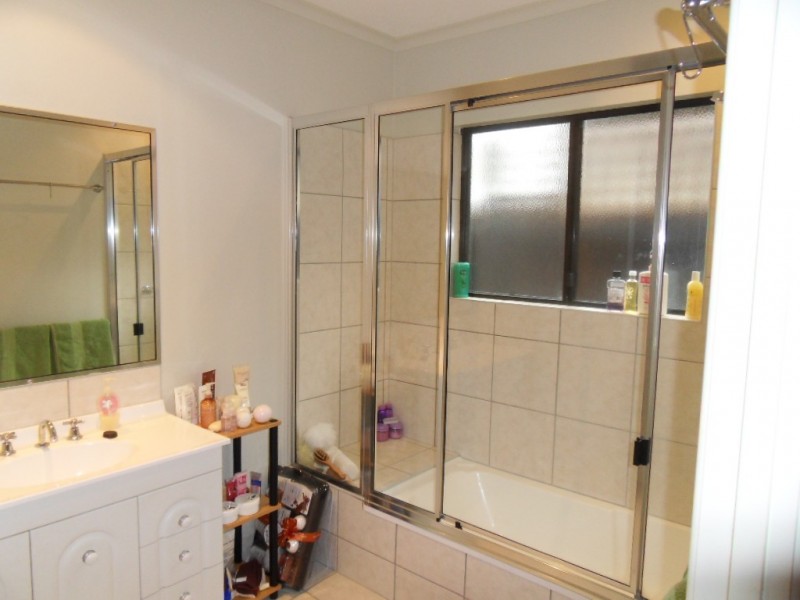 95 Cedar Road, Palm Cove QLD 4879