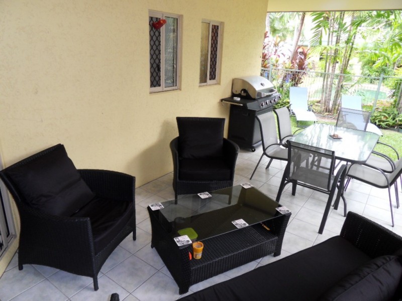 9/71 Cedar Road, Palm Cove QLD 4879