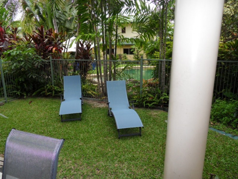 9/71 Cedar Road, Palm Cove QLD 4879