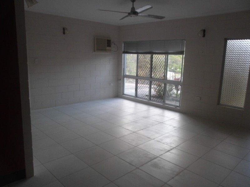 5 Coolum Close, Kewarra Beach QLD 4879