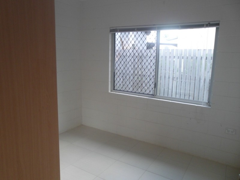 5 Coolum Close, Kewarra Beach QLD 4879