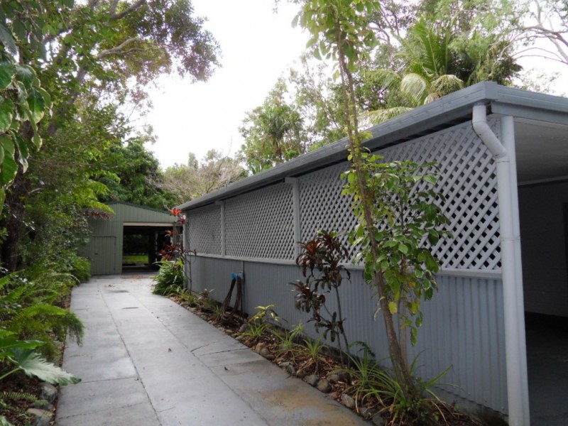 2/32 Anderson Street, Trinity Beach QLD 4879