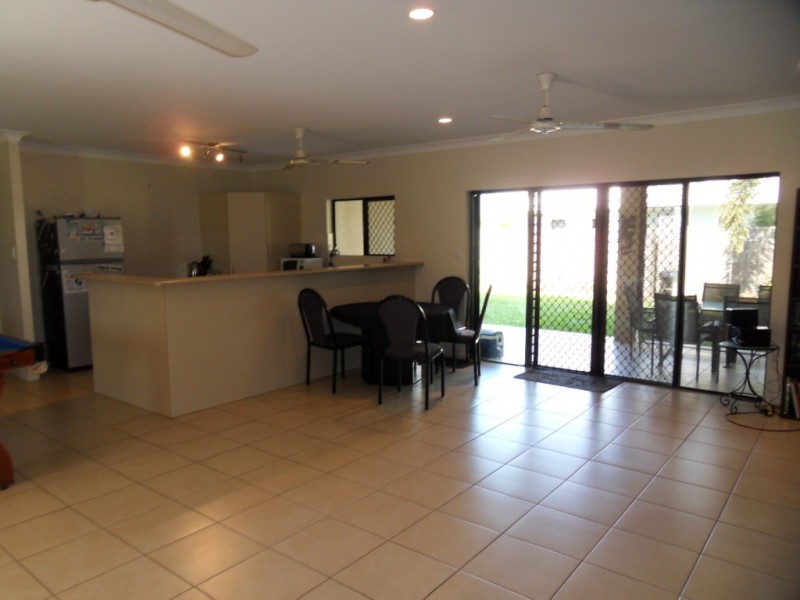 30 Moojeeba Way, Trinity Park QLD 4879
