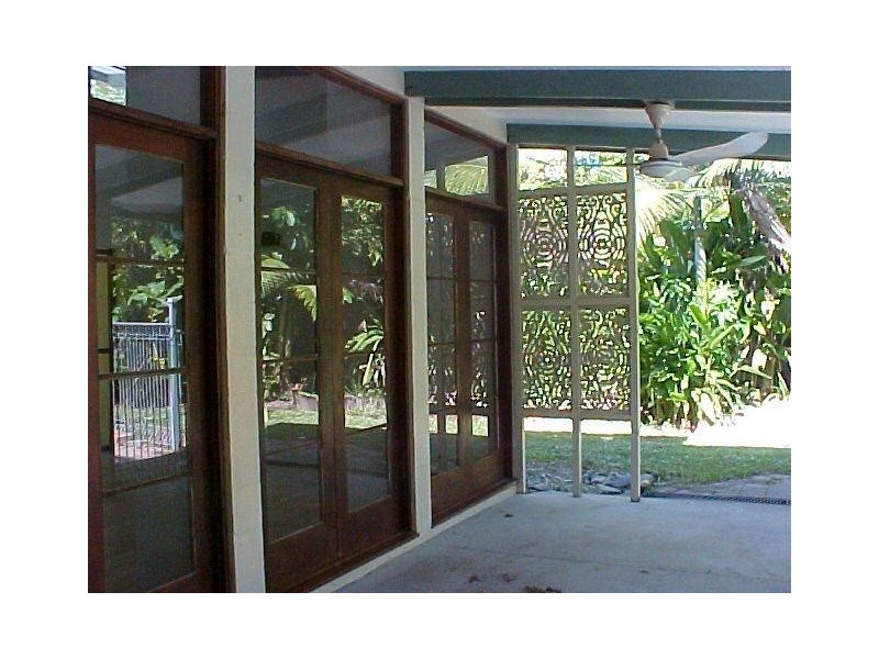 8 Wagtail Close, Kewarra Beach QLD 4879