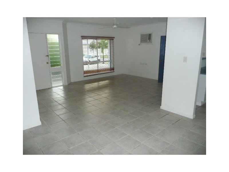 18 Whale Close, Kewarra Beach QLD 4879