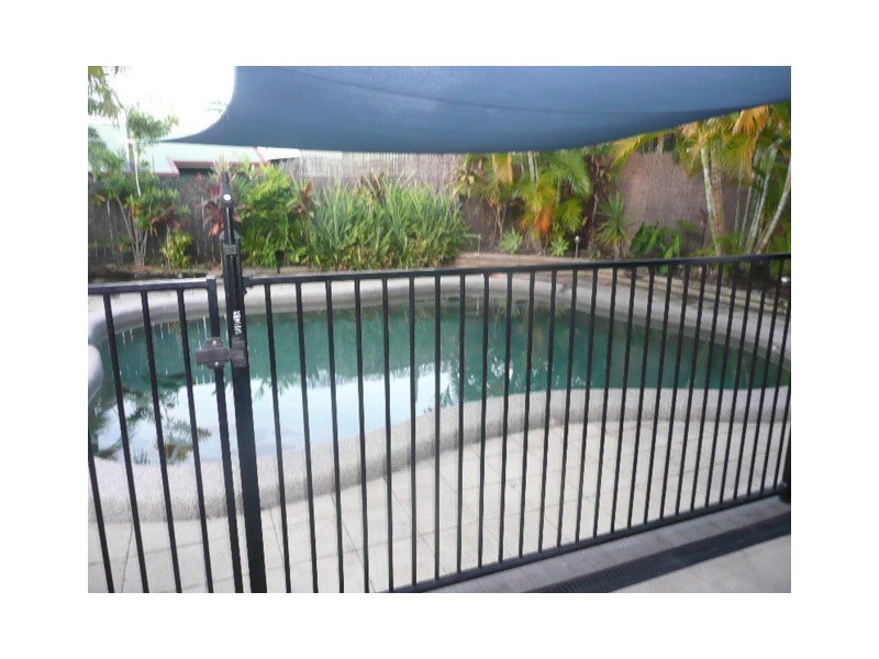 18 Whale Close, Kewarra Beach QLD 4879