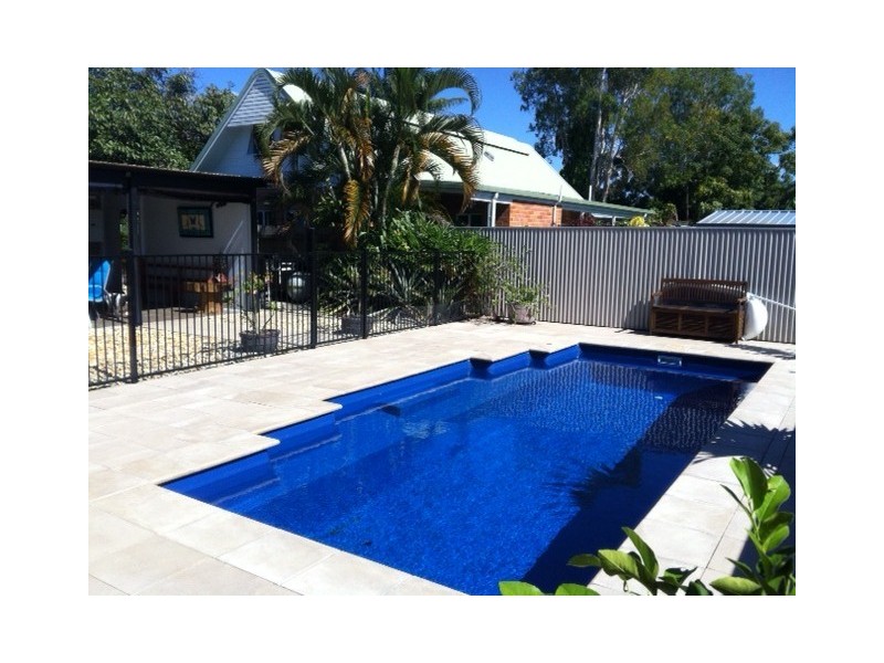 16 Walnut Street, Holloways Beach QLD 4878