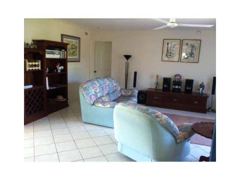 16 Walnut Street, Holloways Beach QLD 4878