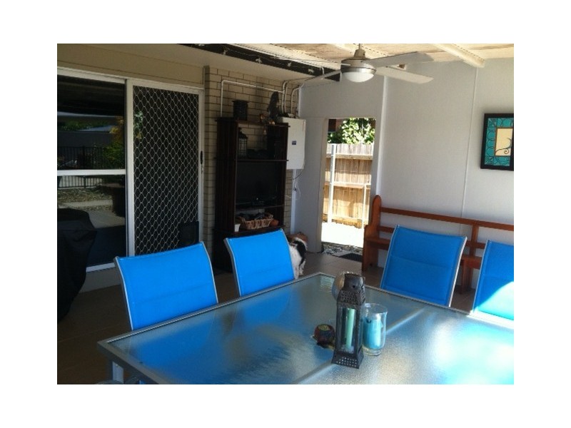 16 Walnut Street, Holloways Beach QLD 4878
