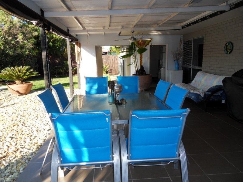 16 Walnut Street, Holloways Beach QLD 4878