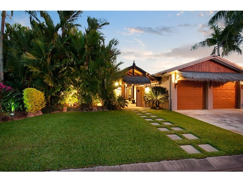 84 Cedar Road, Palm Cove QLD 4879