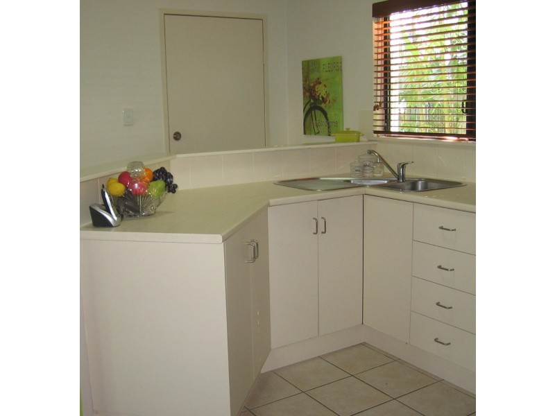 10/65 Cedar Road, Palm Cove QLD 4879