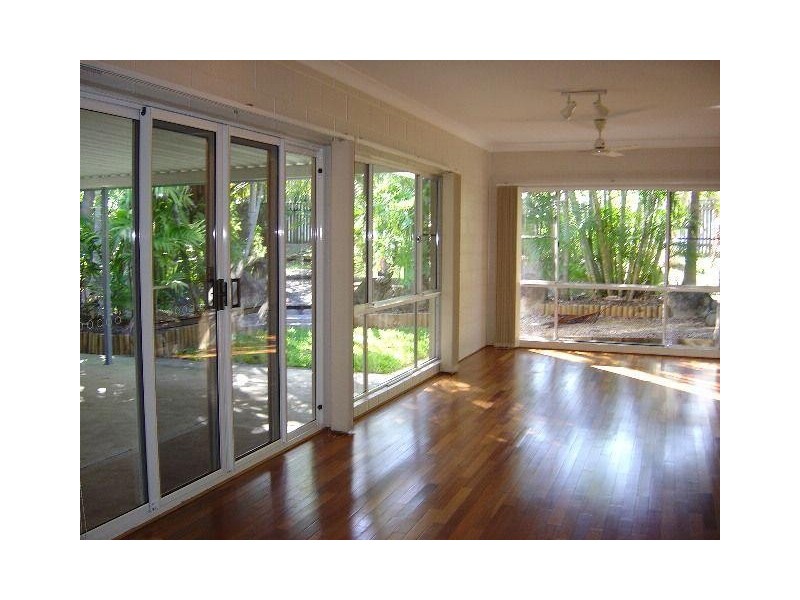 47 Albatross St, Kewarra Beach QLD 4879