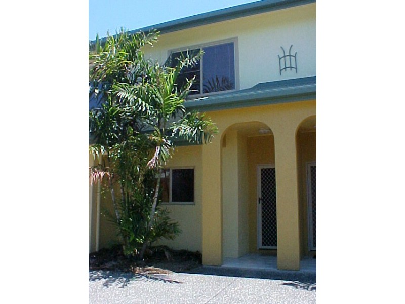 3/71 Cedar Road, Palm Cove QLD 4879