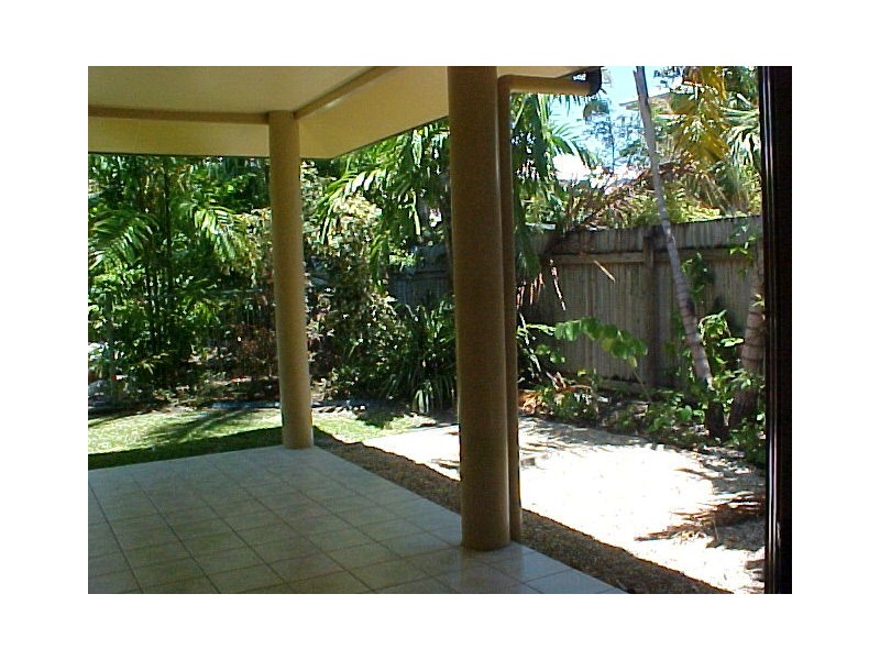 3/71 Cedar Road, Palm Cove QLD 4879