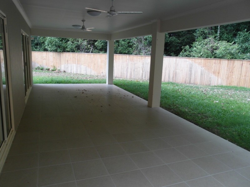 10 Hideaway Close, Palm Cove QLD 4879