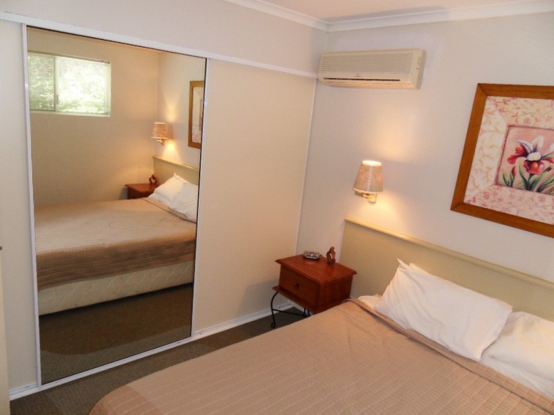 416 Coral Coast Drive, Palm Cove QLD 4879