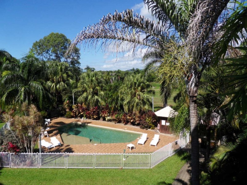 416 Coral Coast Drive, Palm Cove QLD 4879