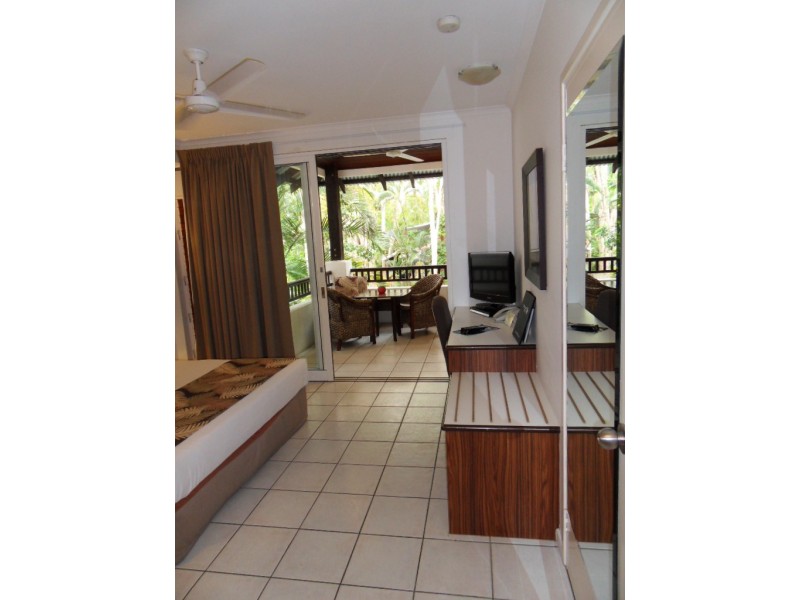 29/10 Harpa Street, Palm Cove QLD 4879