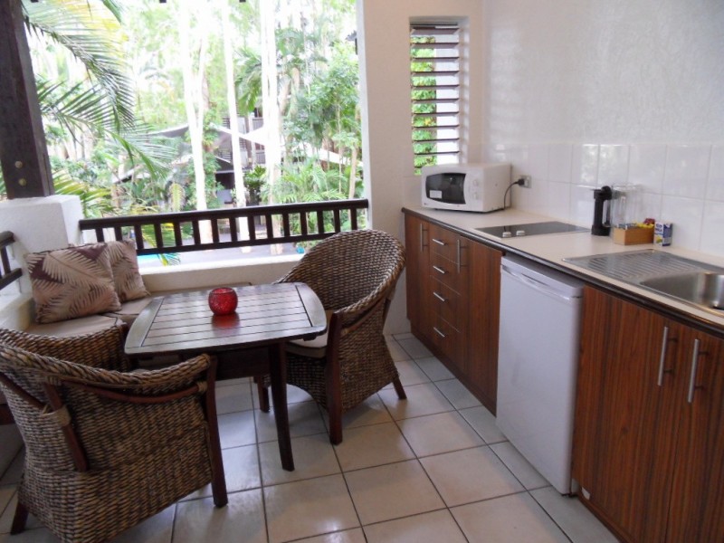 29/10 Harpa Street, Palm Cove QLD 4879