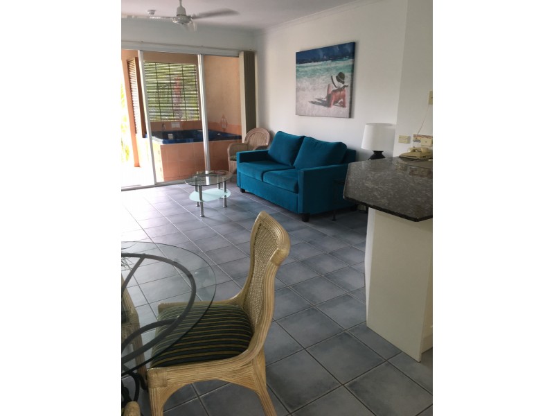 305/139 Williams Esplanade, Palm Cove QLD 4879