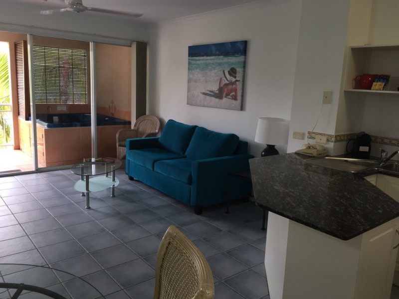 305/139 Williams Esplanade, Palm Cove QLD 4879