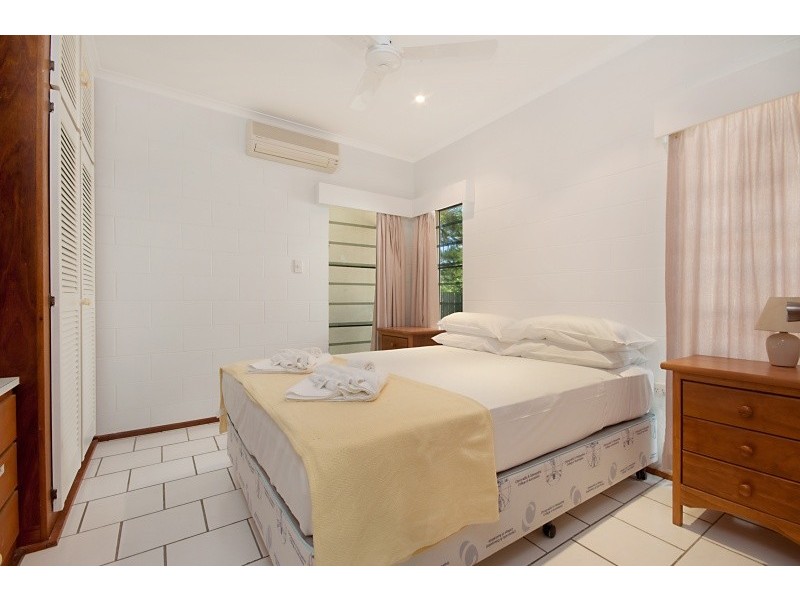 15 Thais Street, Palm Cove QLD 4879