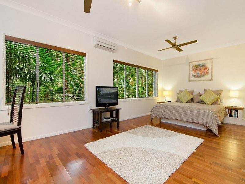 52/9 Veivers Road, Palm Cove QLD 4879