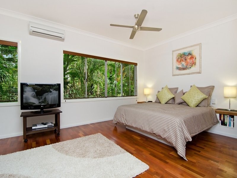 52/9 Veivers Road, Palm Cove QLD 4879