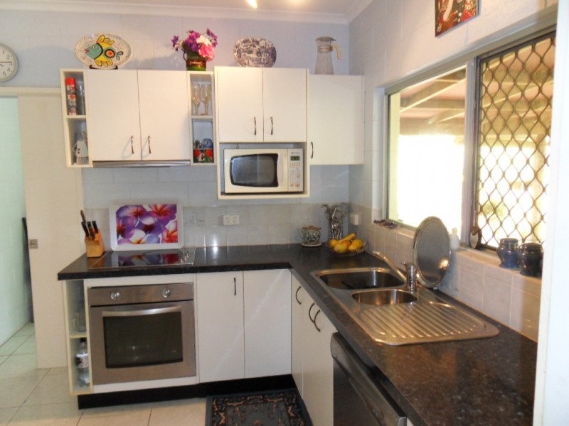 15 Strombus Avenue, Trinity Beach QLD 4879