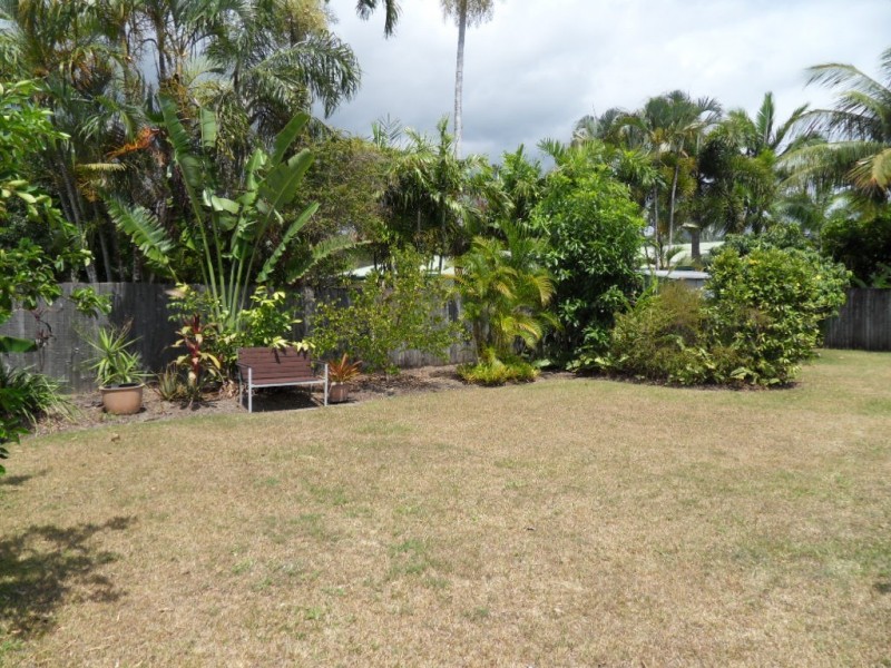 15 Strombus Avenue, Trinity Beach QLD 4879