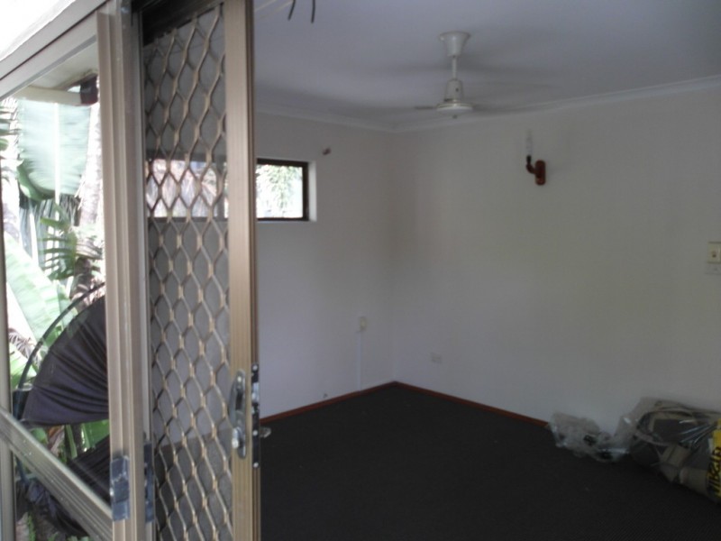 3/16 Amphora St, Palm Cove QLD 4879