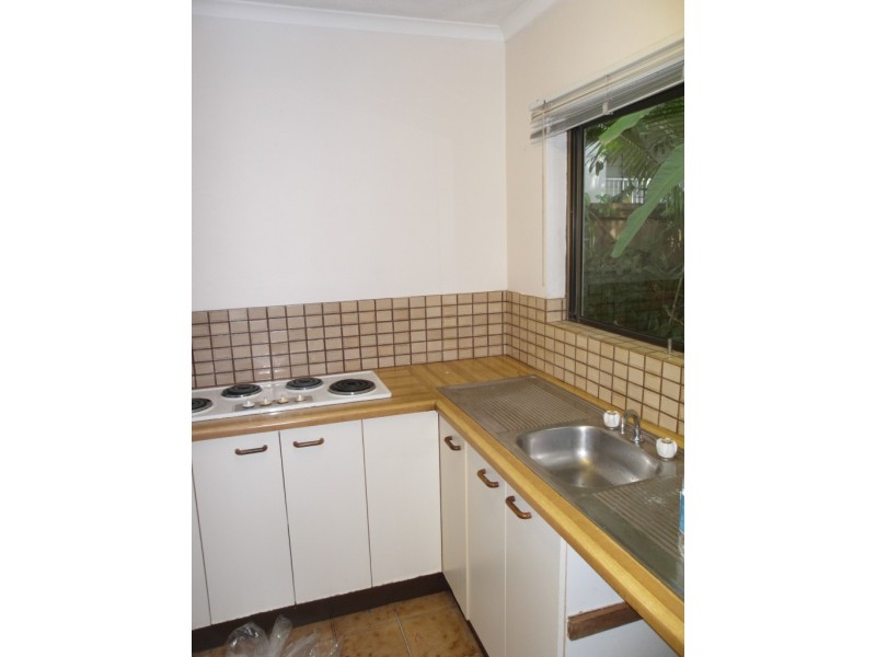 3/16 Amphora St, Palm Cove QLD 4879