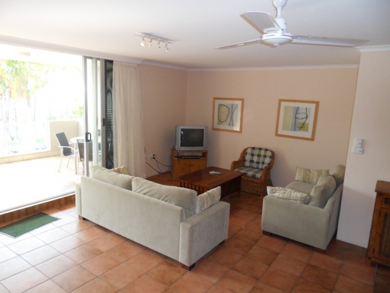 7/65 Williams Esp, Palm Cove QLD 4879