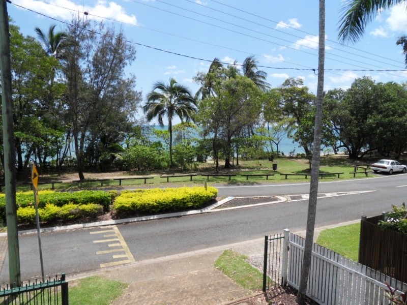 131 Arlington Esplanade, Clifton Beach QLD 4879