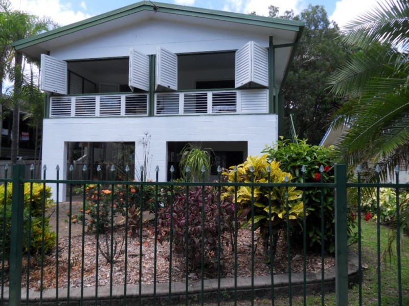 131 Arlington Esplanade, Clifton Beach QLD 4879
