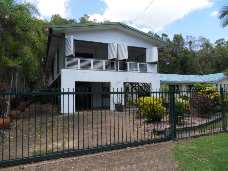 131 Arlington Esplanade, Clifton Beach QLD 4879
