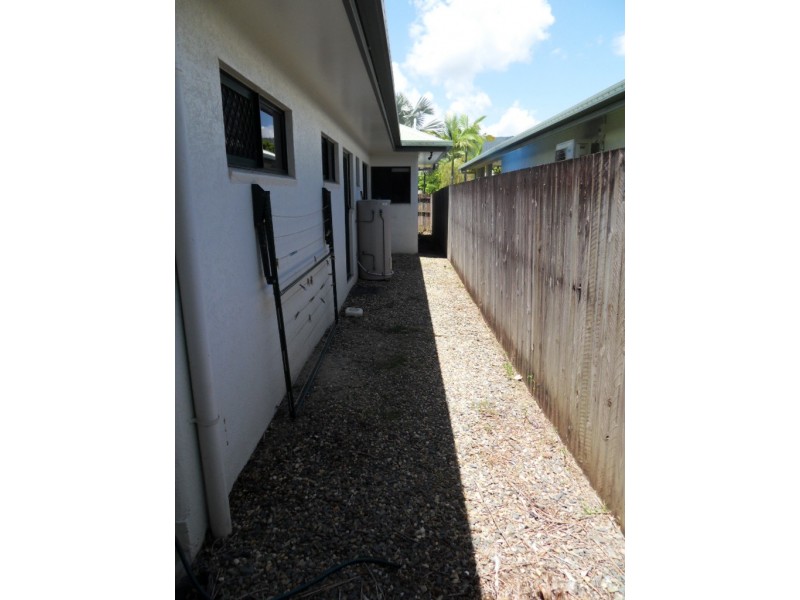 18 Cabarita, Kewarra Beach QLD 4879