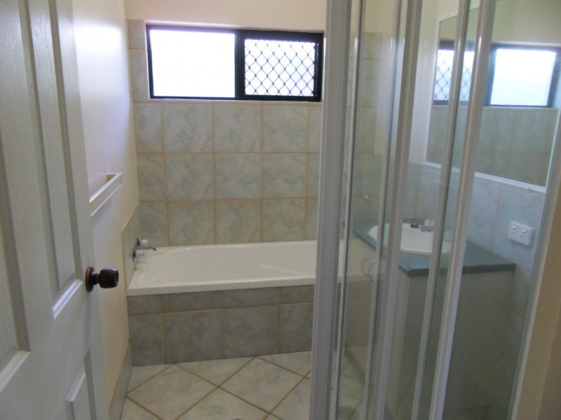 18 Cabarita, Kewarra Beach QLD 4879