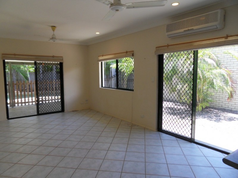 18 Cabarita, Kewarra Beach QLD 4879