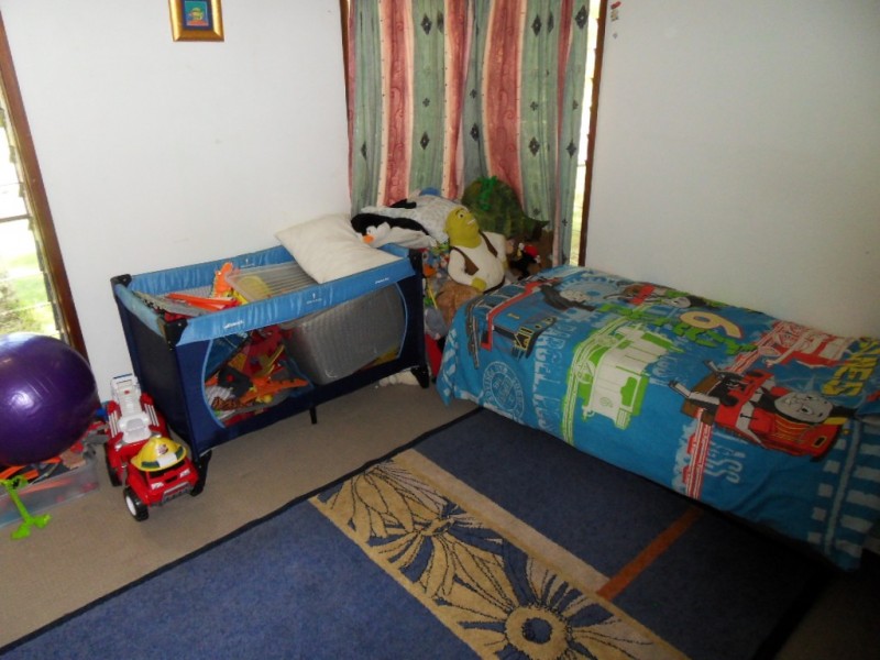 33 Thais Street, Palm Cove QLD 4879