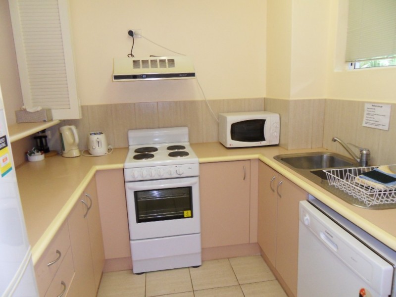 315 Coral Coast Drive, Palm Cove QLD 4879