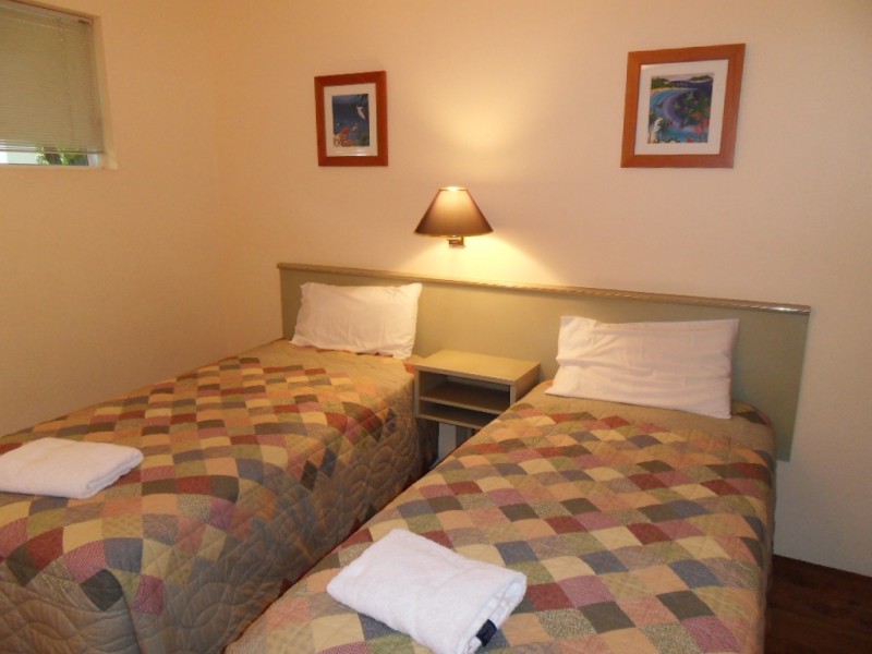 315 Coral Coast Drive, Palm Cove QLD 4879