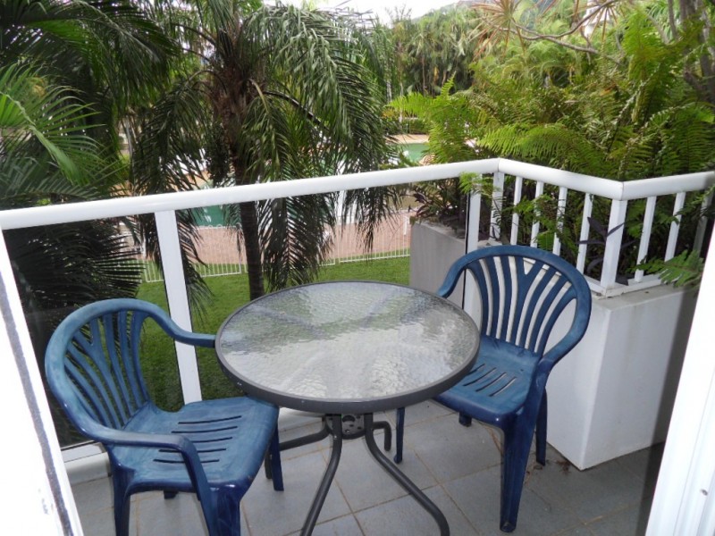 315 Coral Coast Drive, Palm Cove QLD 4879