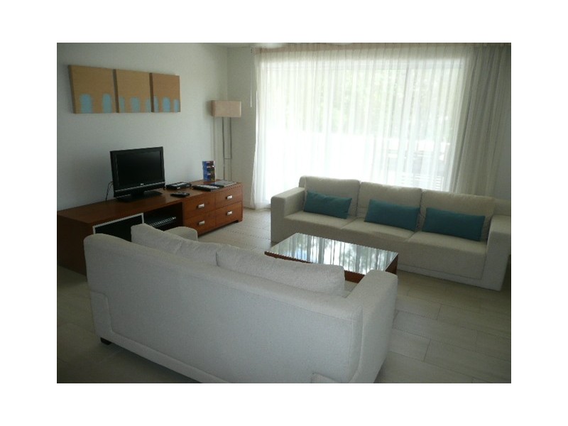 2301 Williams Esp, Palm Cove QLD 4879