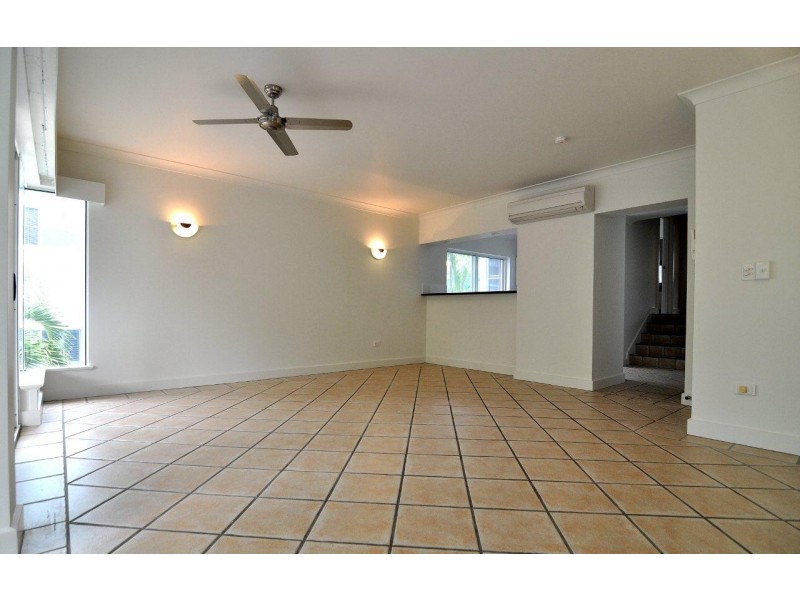 5/75 Arlington Esp, Clifton Beach QLD 4879