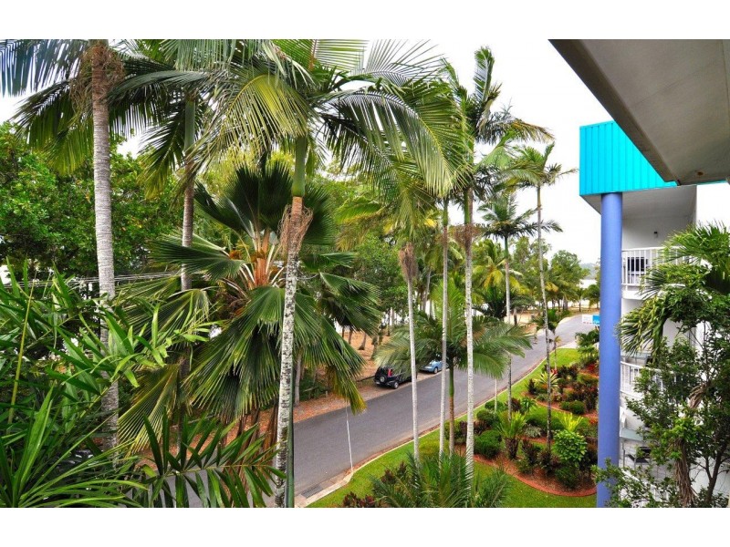 5/75 Arlington Esp, Clifton Beach QLD 4879