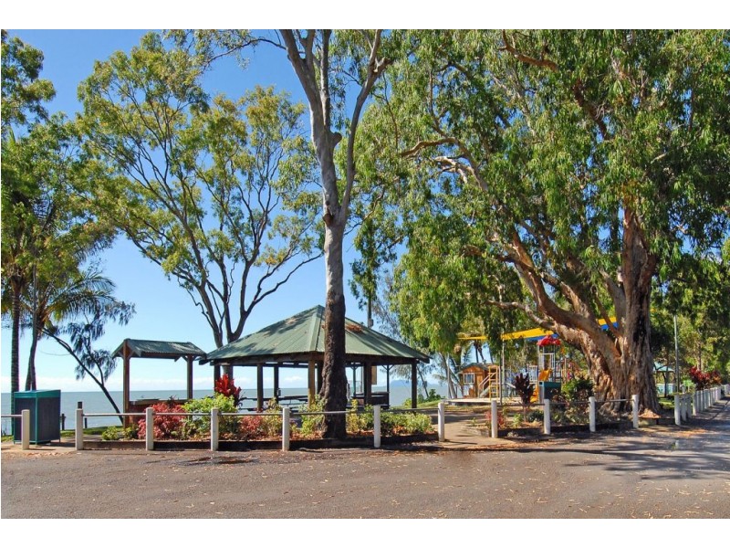 5/75 Arlington Esp, Clifton Beach QLD 4879
